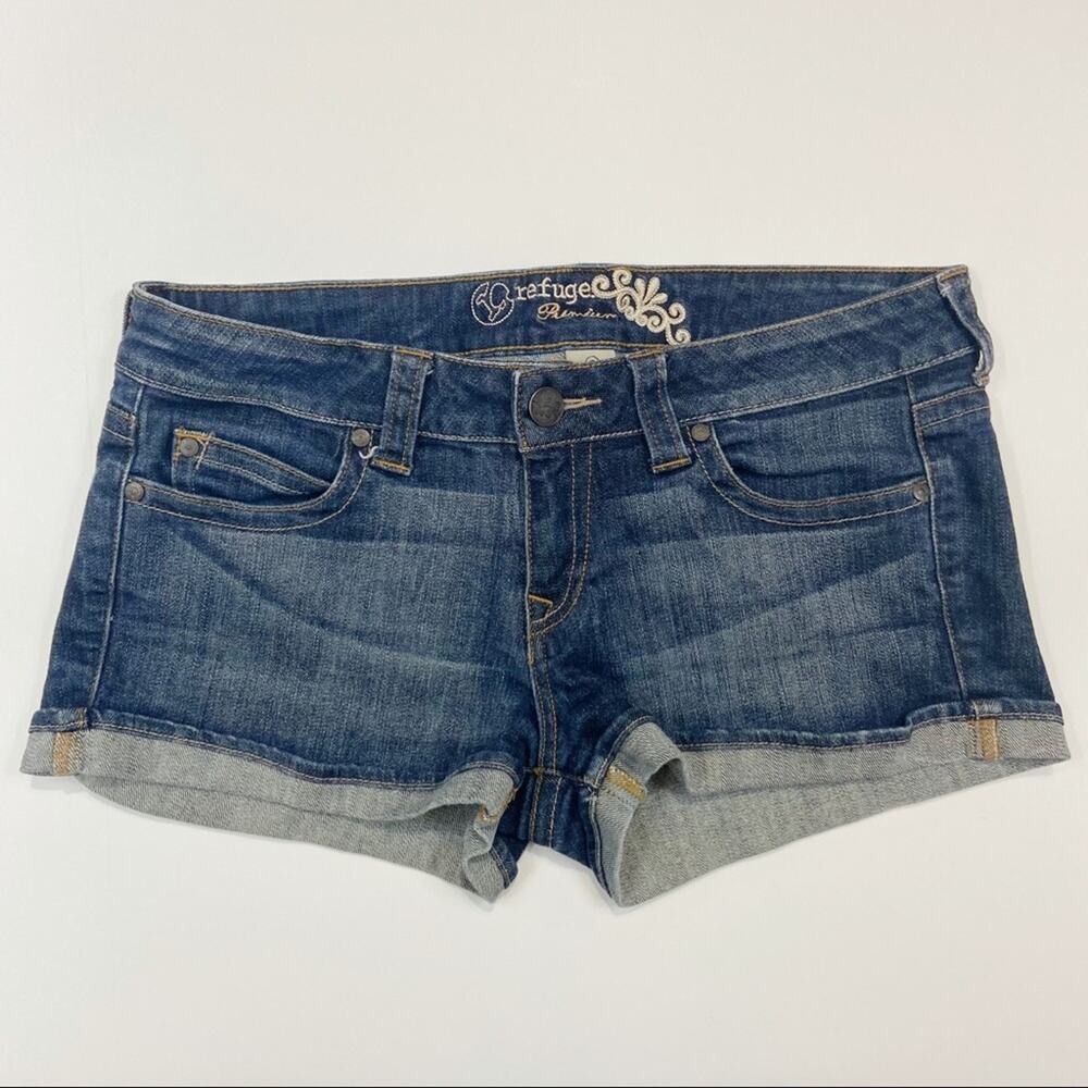 Refuge Rolled Hem Jean Shorts Size 9
